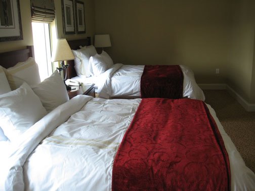 mb_bedroom_2007_2.jpg